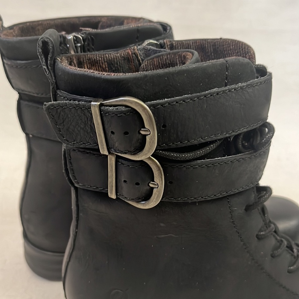 Born Camryn Boots Women's Size 6M Black Leather Retro Combat Ankle Boot - Picture 4 of 10